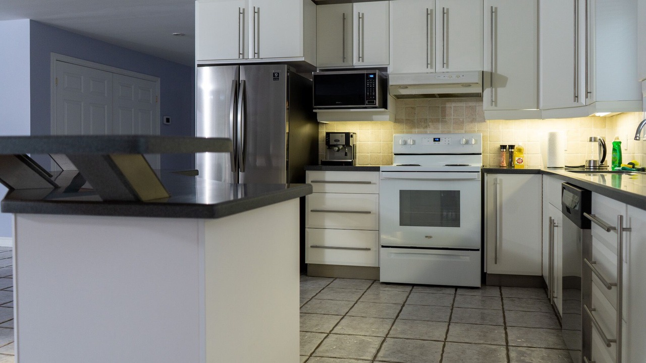 Photo of Kitchen in Muskoka Lakes