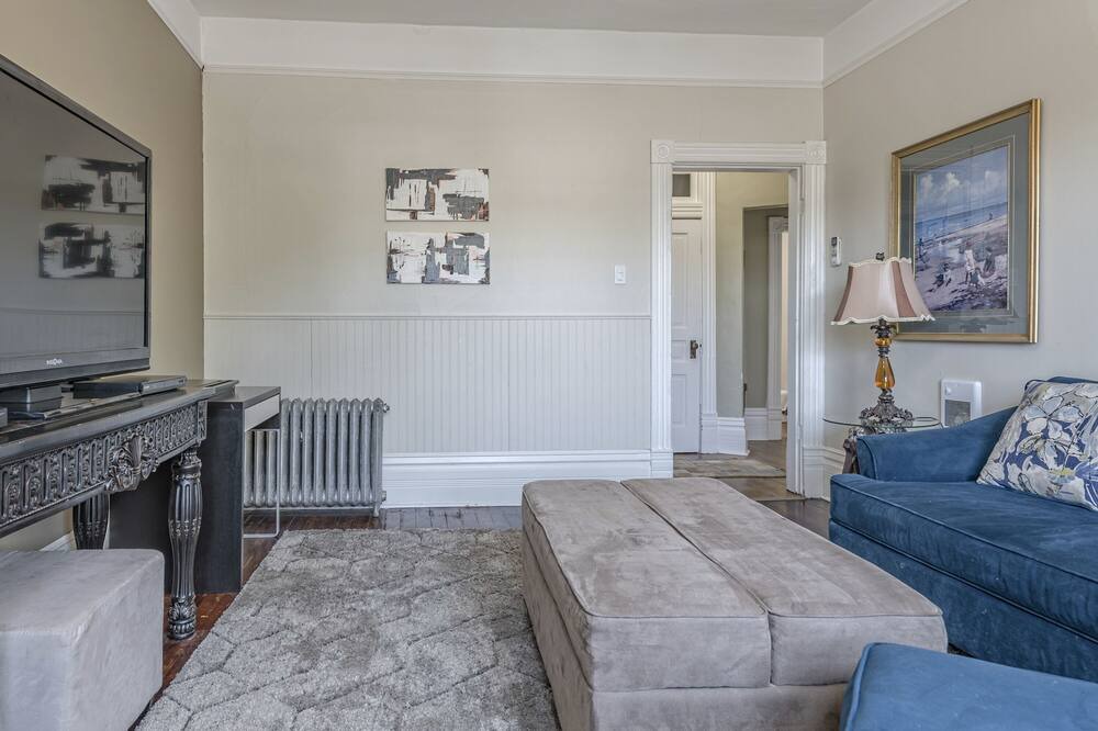 Photo of Livingroom in Vernon