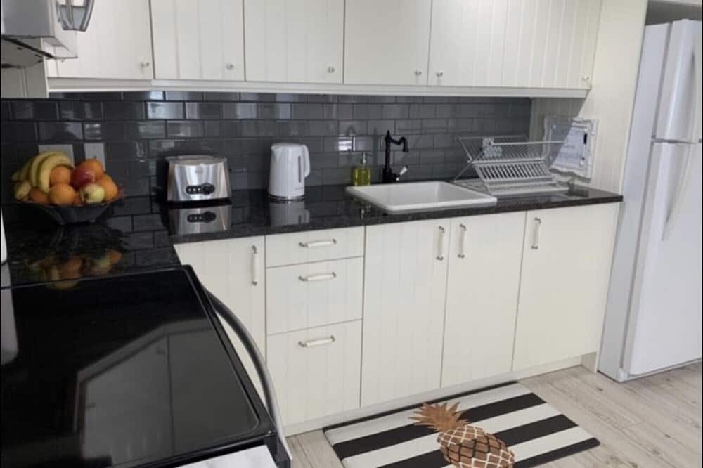 Photo of Kitchen in West Kelowna Estates