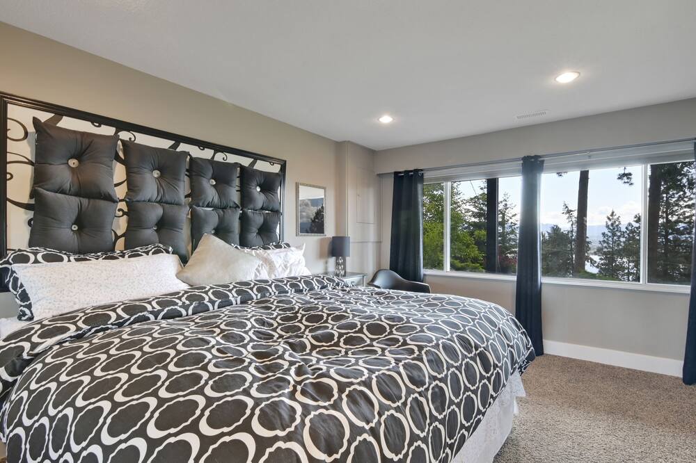 Photo of Bedroom in West Kelowna Estates