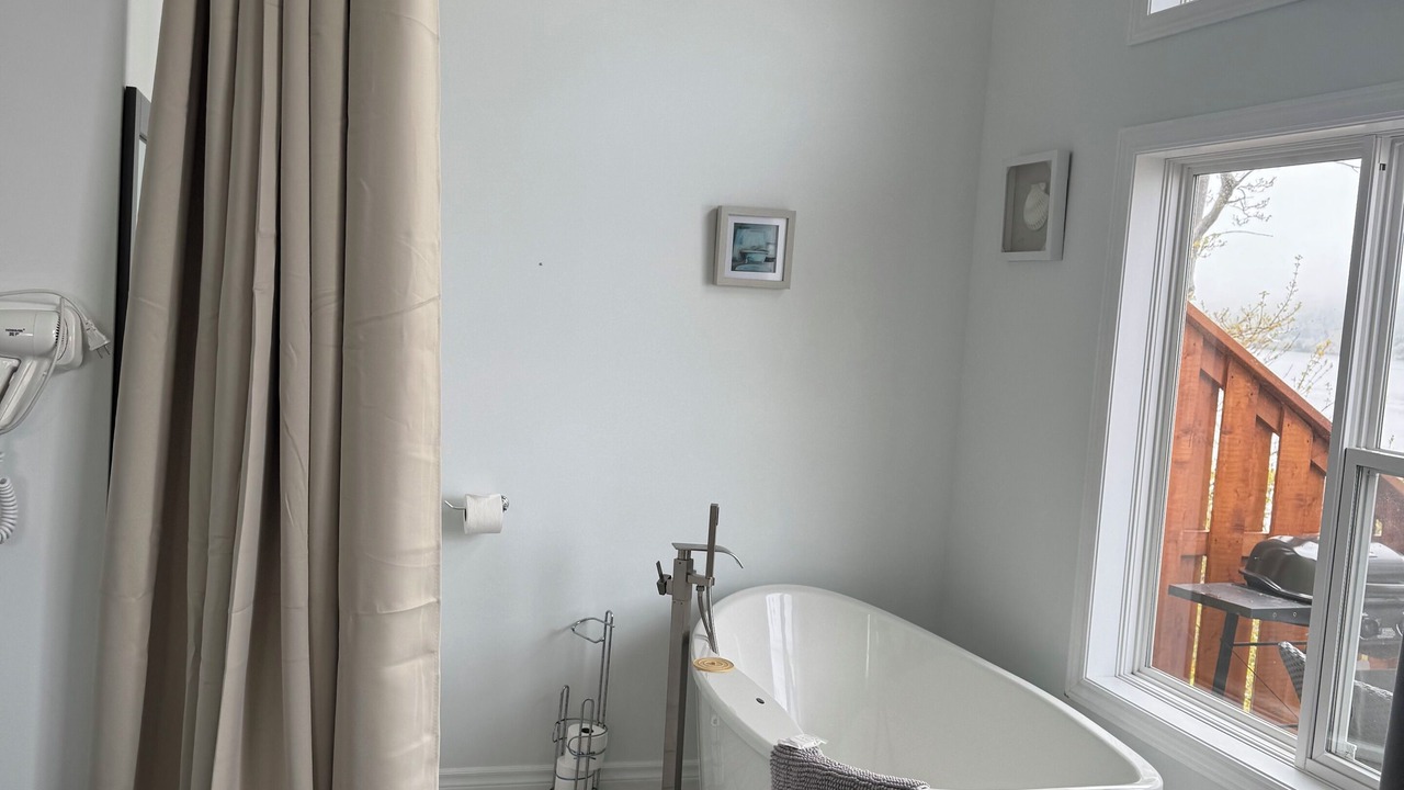 Photo of Bathroom in Ingonish Beach