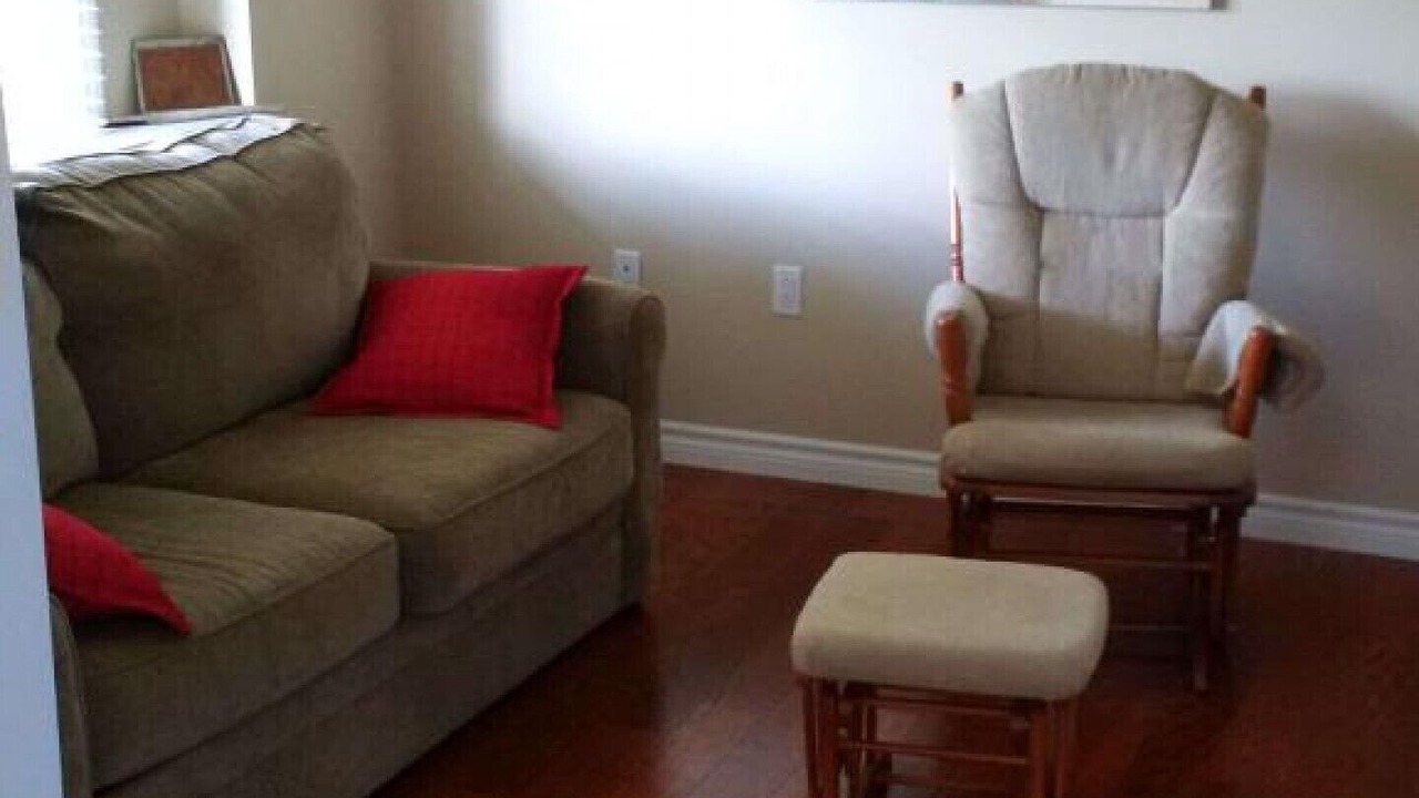 Photo of Livingroom in Salmon River Road