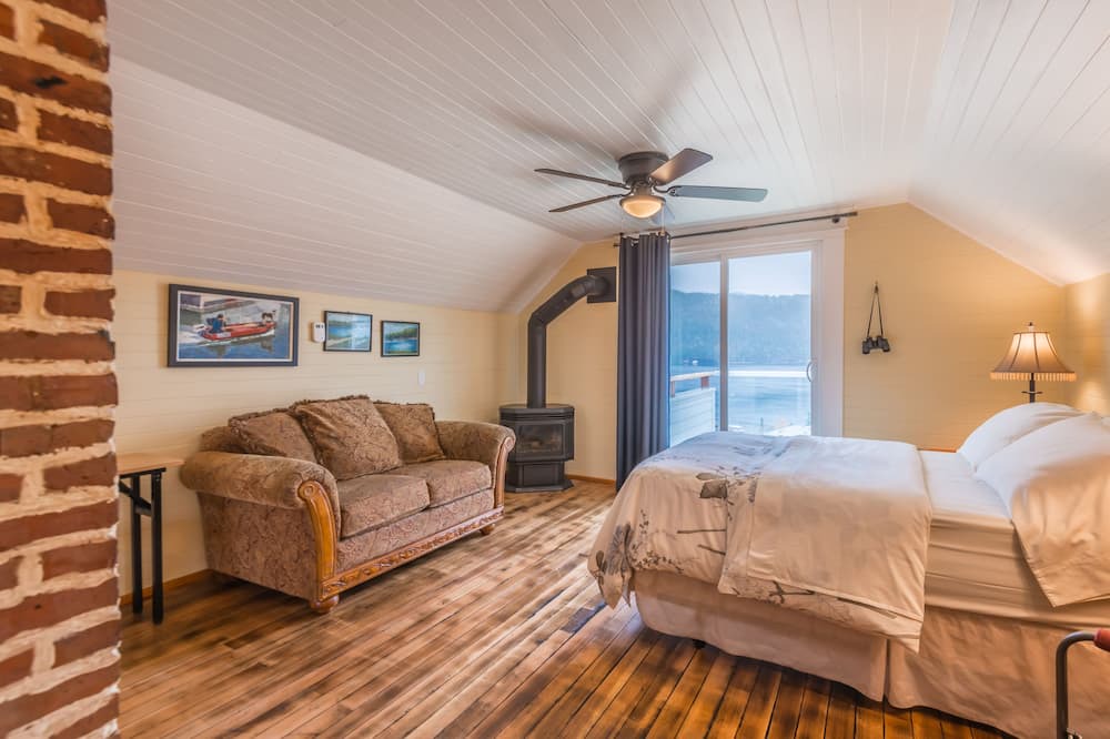 Photo of Bedroom in Port Alberni