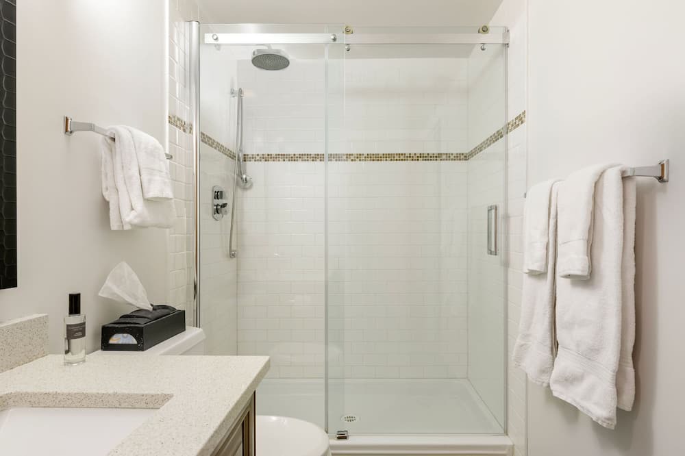 Photo of Bathroom in Upper Village