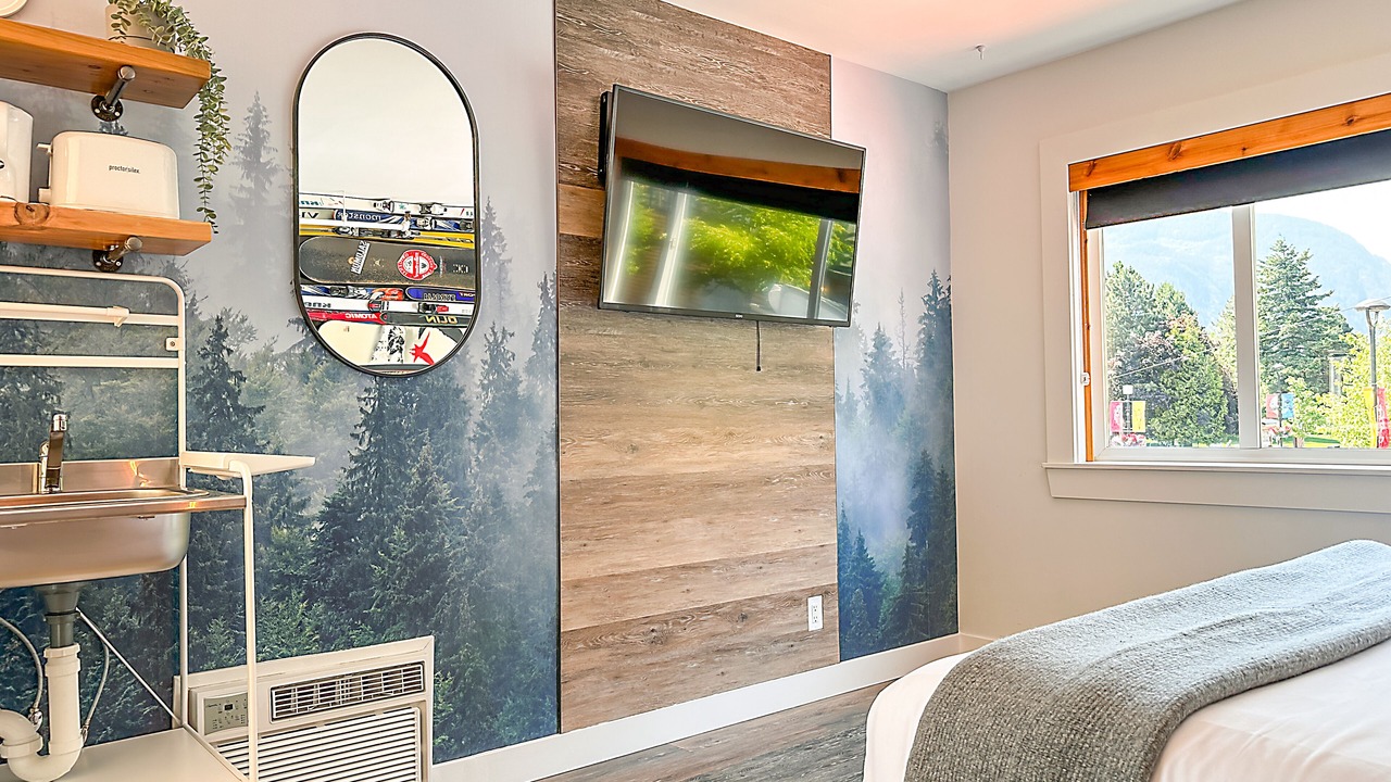Photo of Bedroom in Downtown Squamish