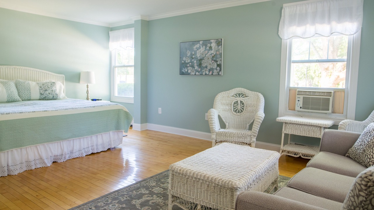 Photo of Bedroom in Green Gables