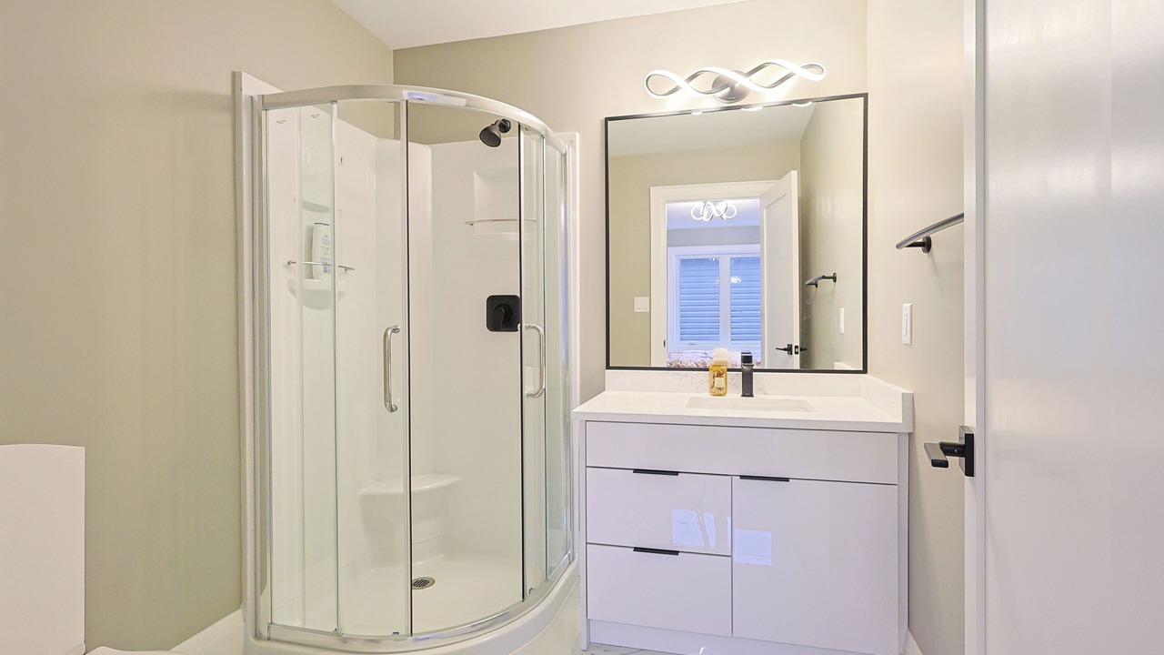 Photo of Bathroom in Niagara Falls