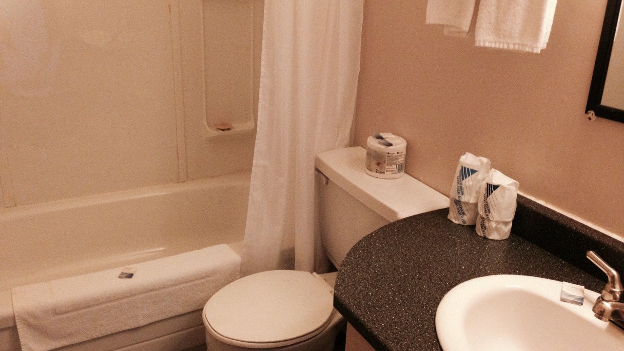 Photo of Bathroom in Louisbourg