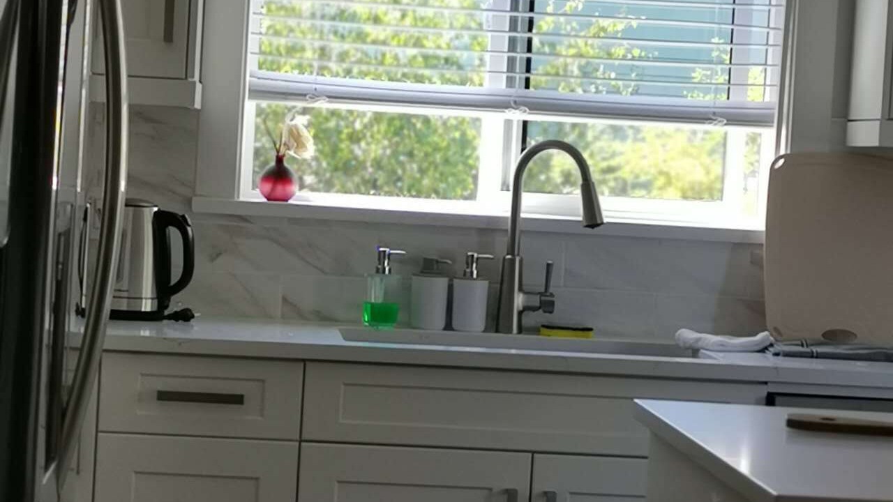 Photo of Kitchen in James Bay