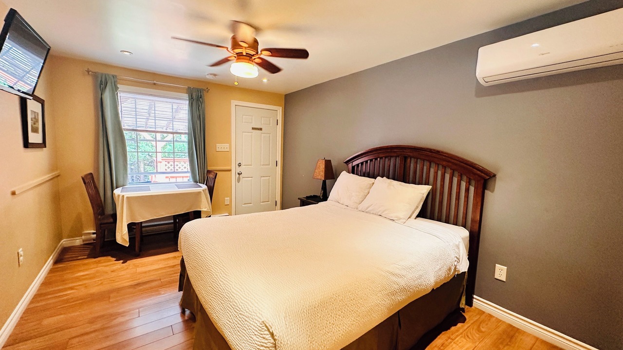 Photo of Bedroom in Ingonish Beach