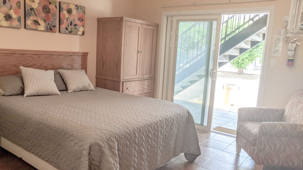 Photo of Bedroom in Osoyoos