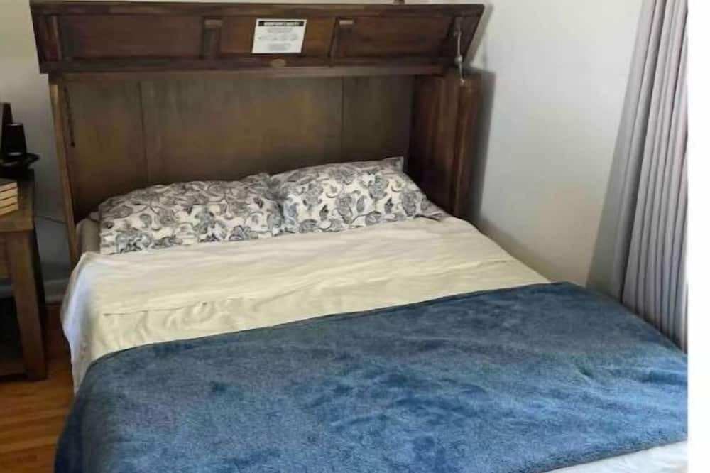 Photo of Bedroom in Lincoln