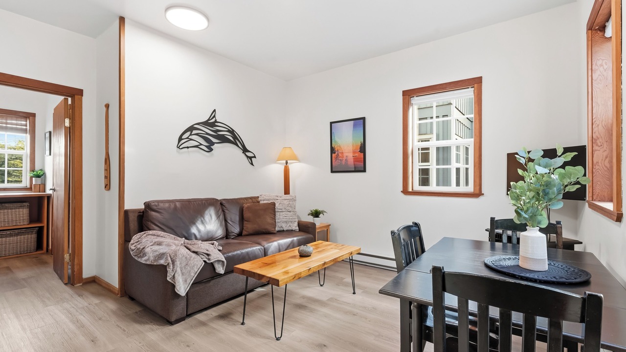 Photo of Livingroom in Ucluelet