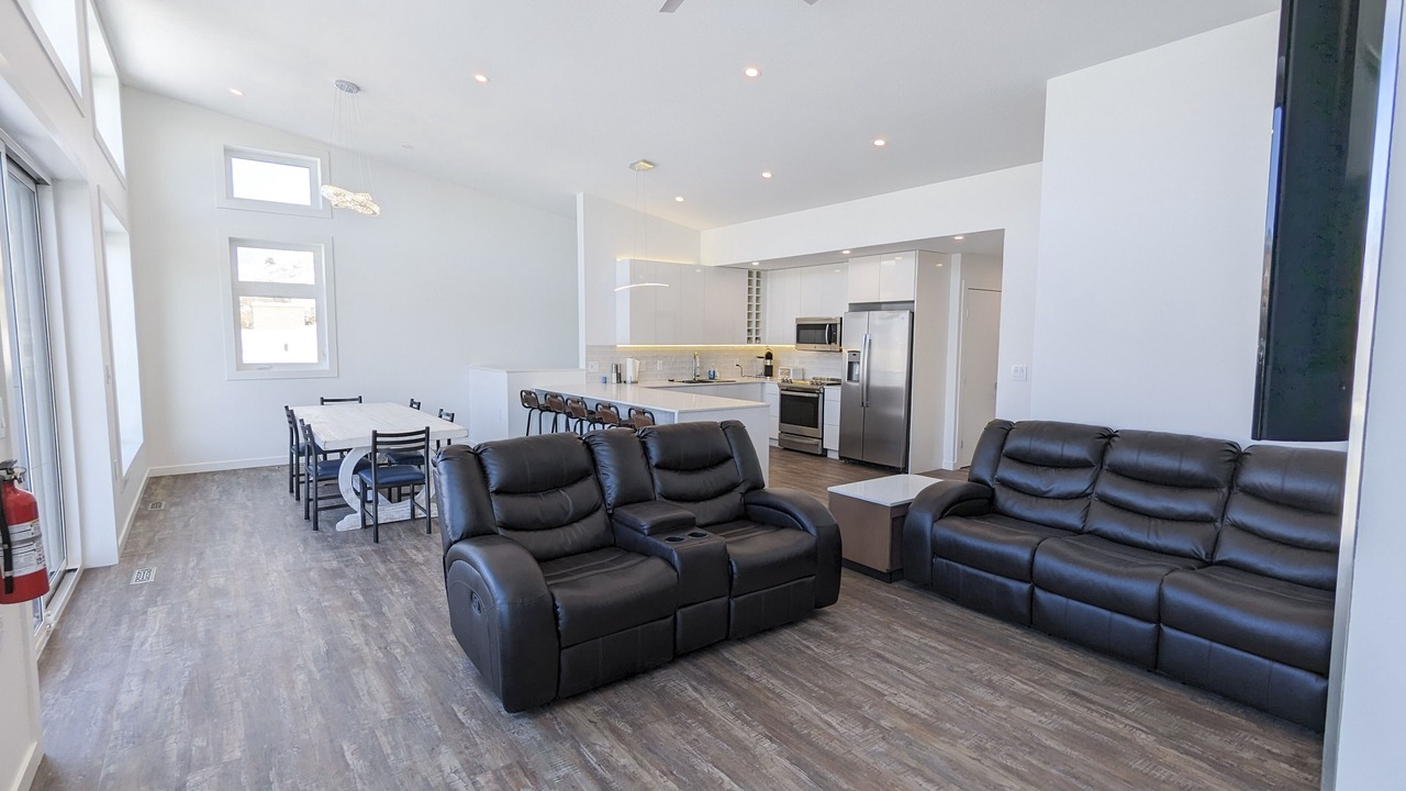 Photo of Livingroom in Okanagan-Similkameen