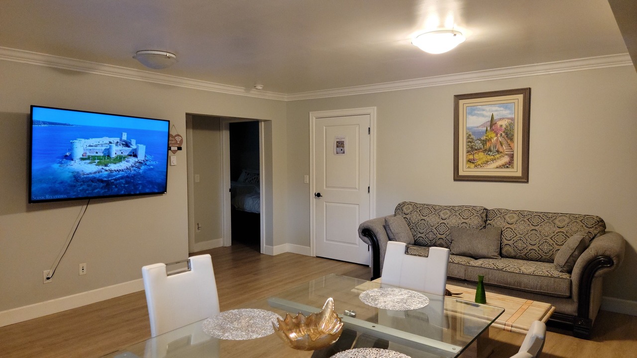 Photo of Livingroom in Abbotsford