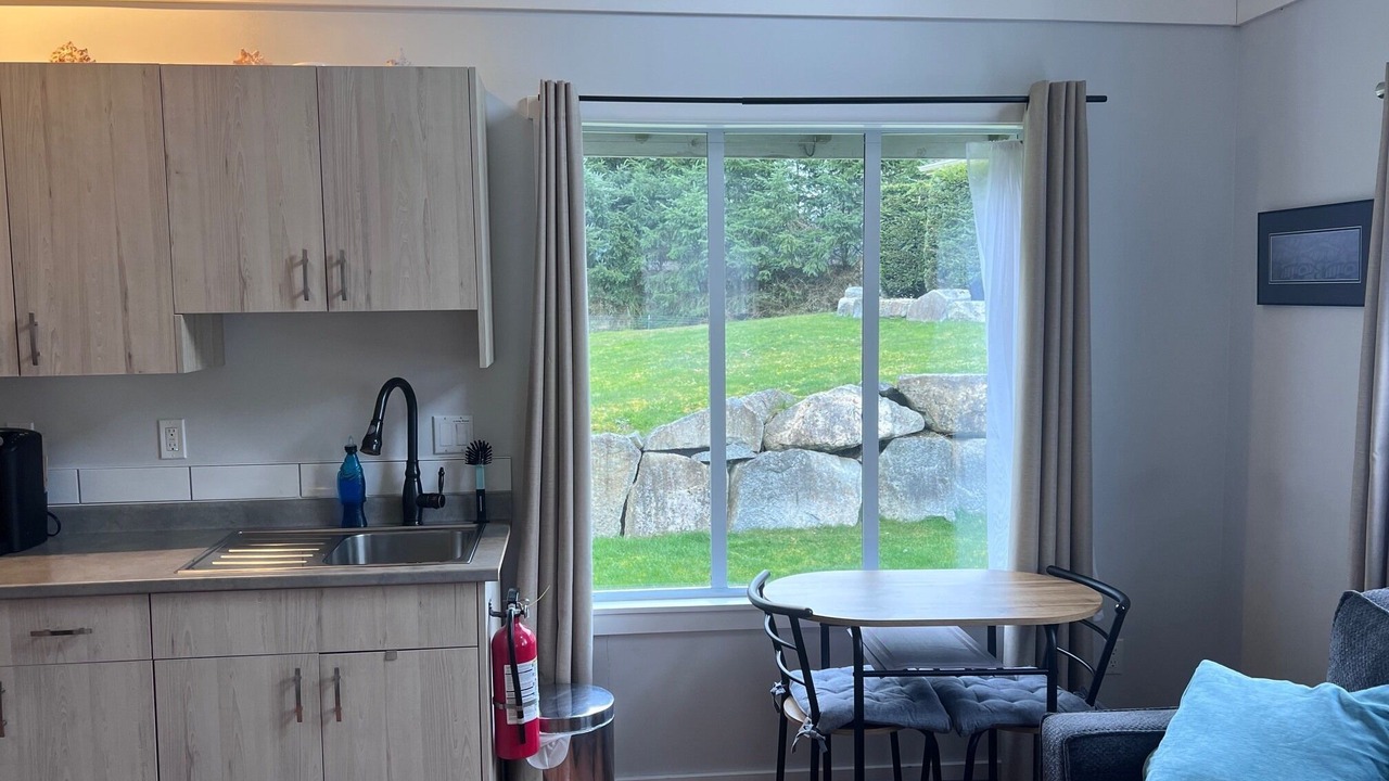 Photo of Livingroom in Regional District of Nanaimo