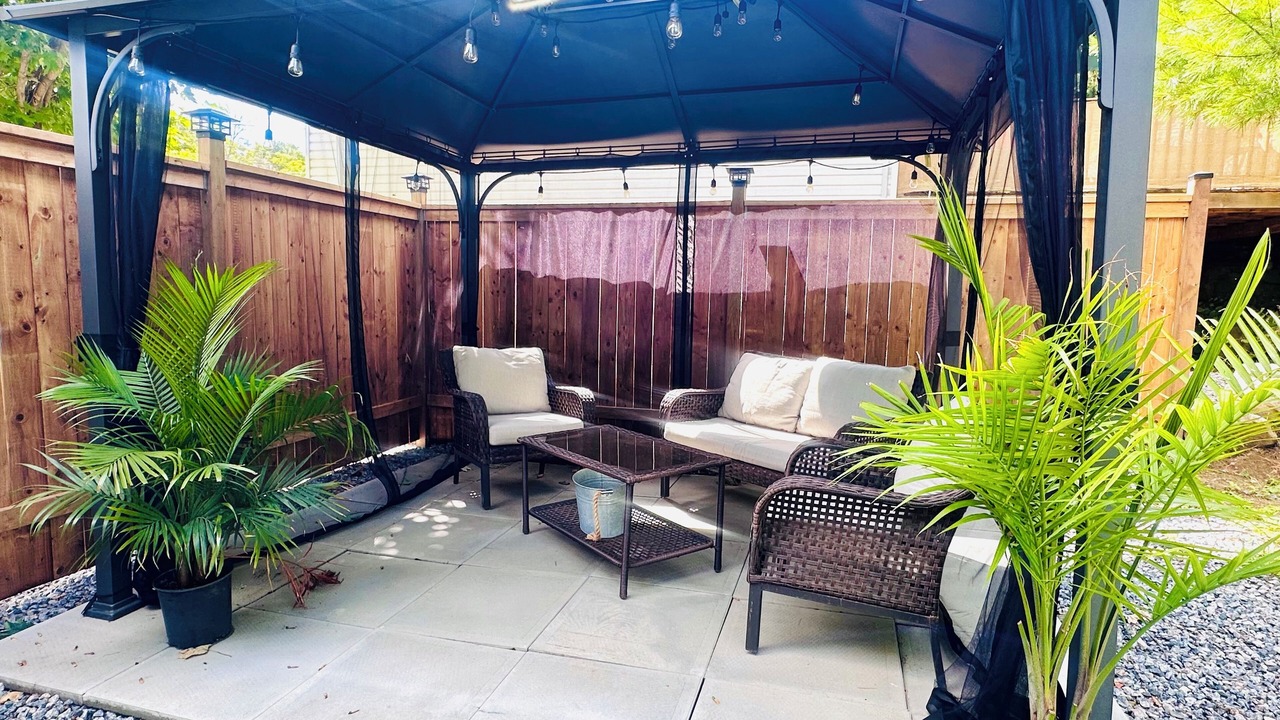 Photo of Patio Balcony in Parry Sound