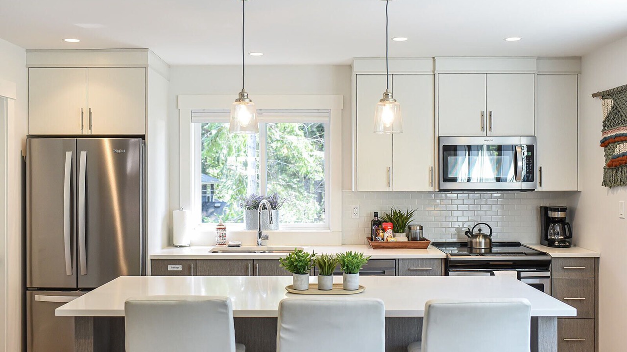 Photo of Kitchen in Courtenay