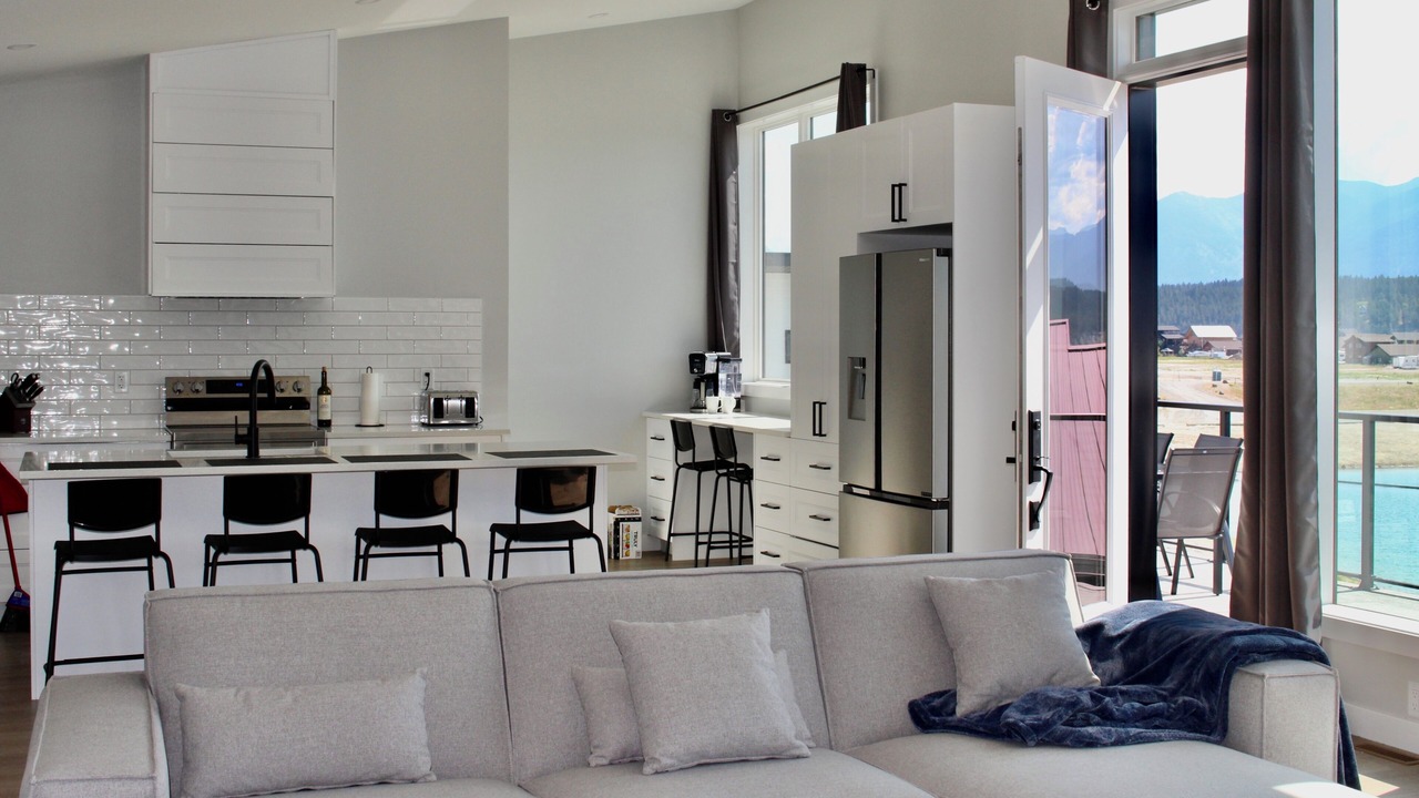 Photo of Livingroom in Koocanusa Ranch