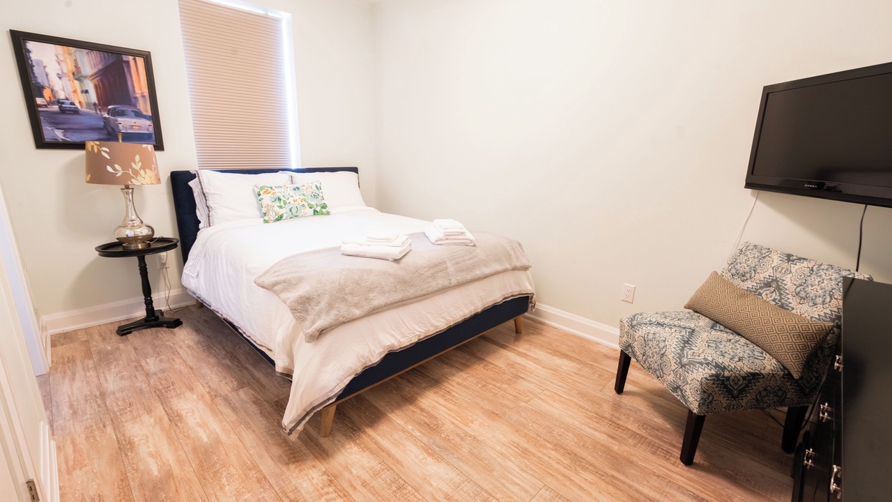 Photo of Bedroom in Thorold