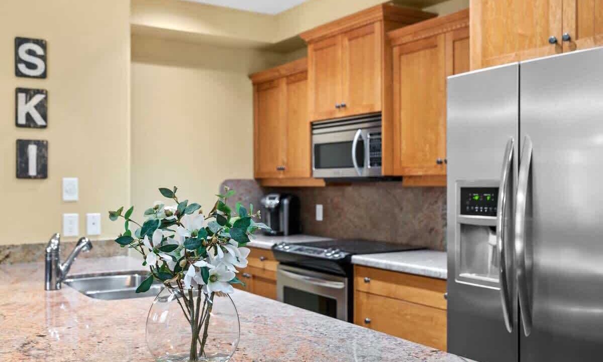 Photo of Kitchen in Big White Ski Resort