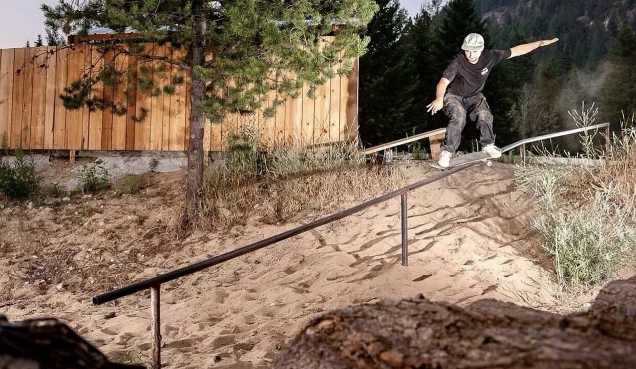 Photo of Outdoor in Robson