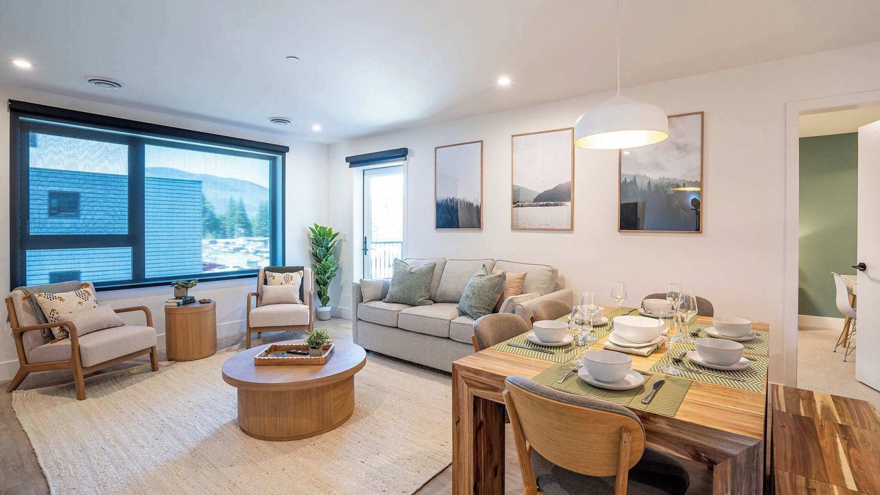 Photo of Livingroom in Revelstoke