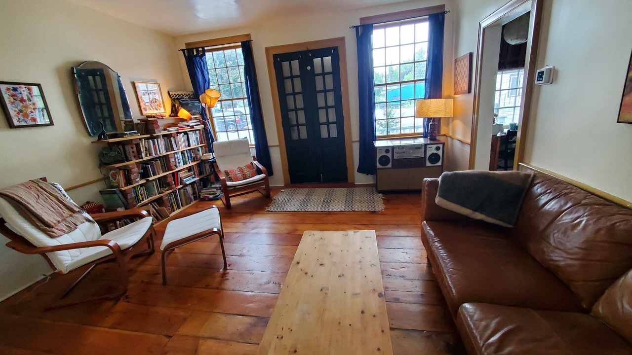 Photo of Livingroom in Bath