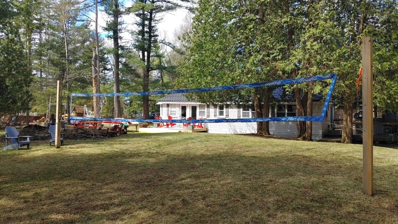 Photo of Others in Gravenhurst