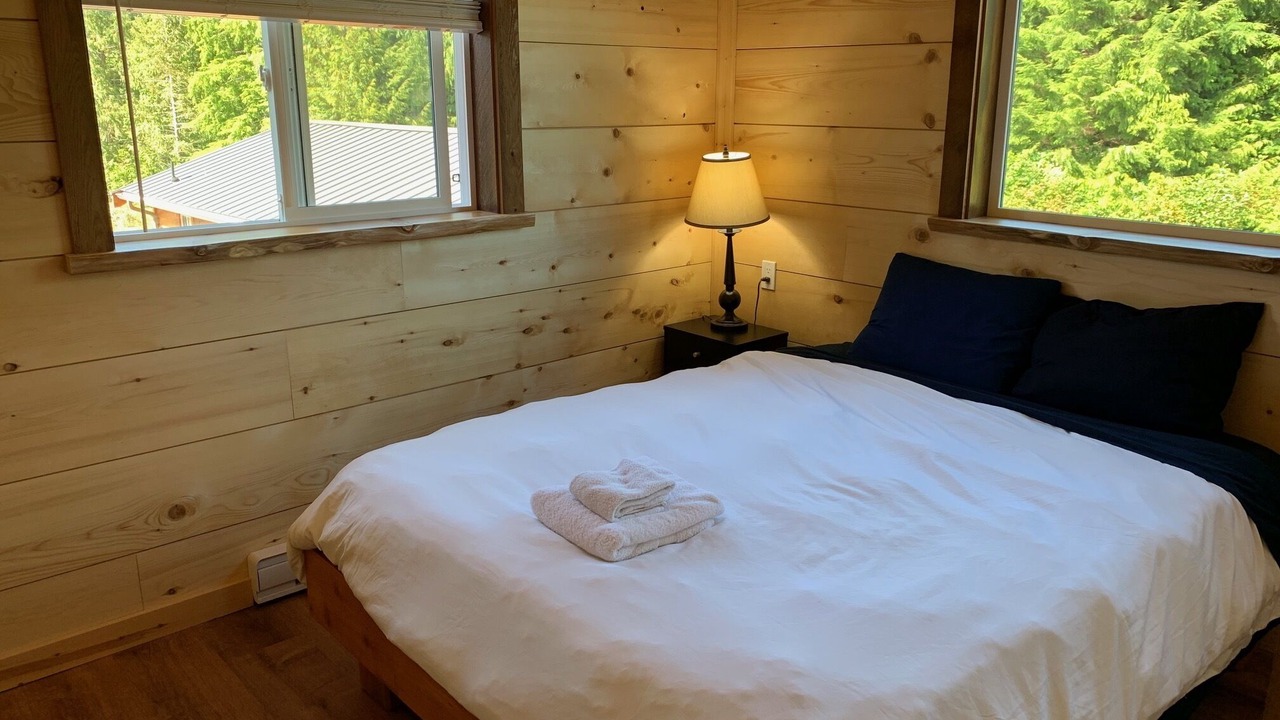 Photo of Bedroom in Ucluelet