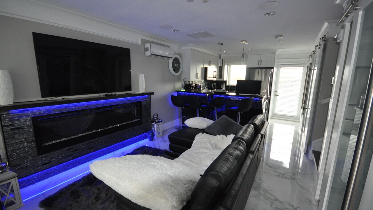 Photo of Livingroom in East Side