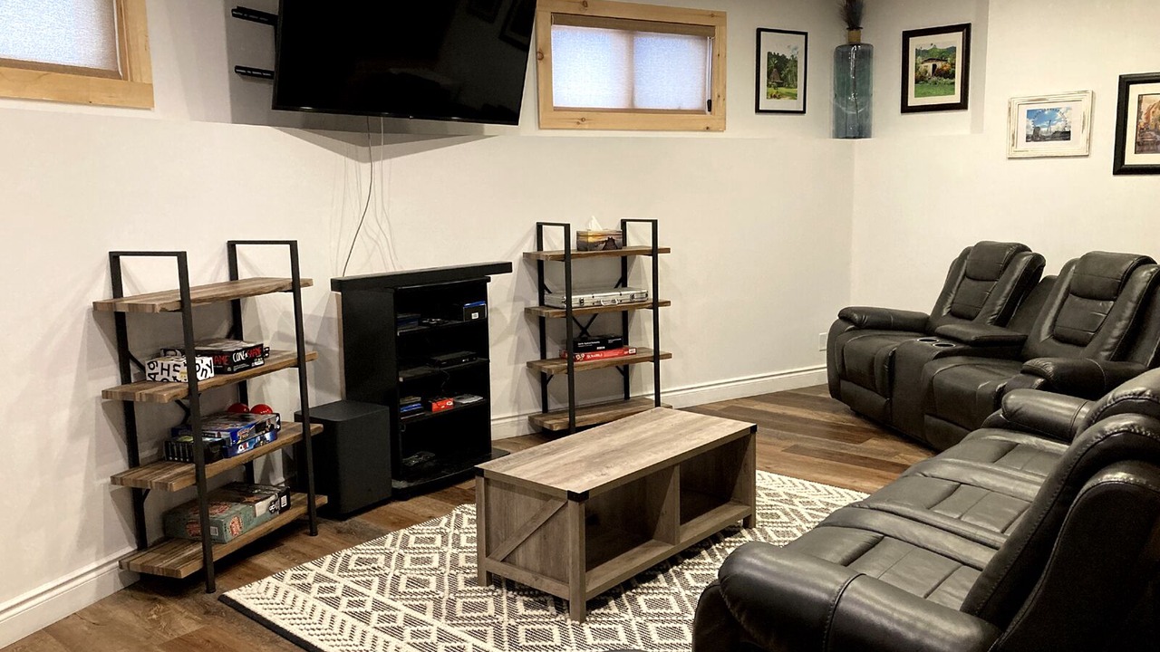Photo of Livingroom in Lake of Bays