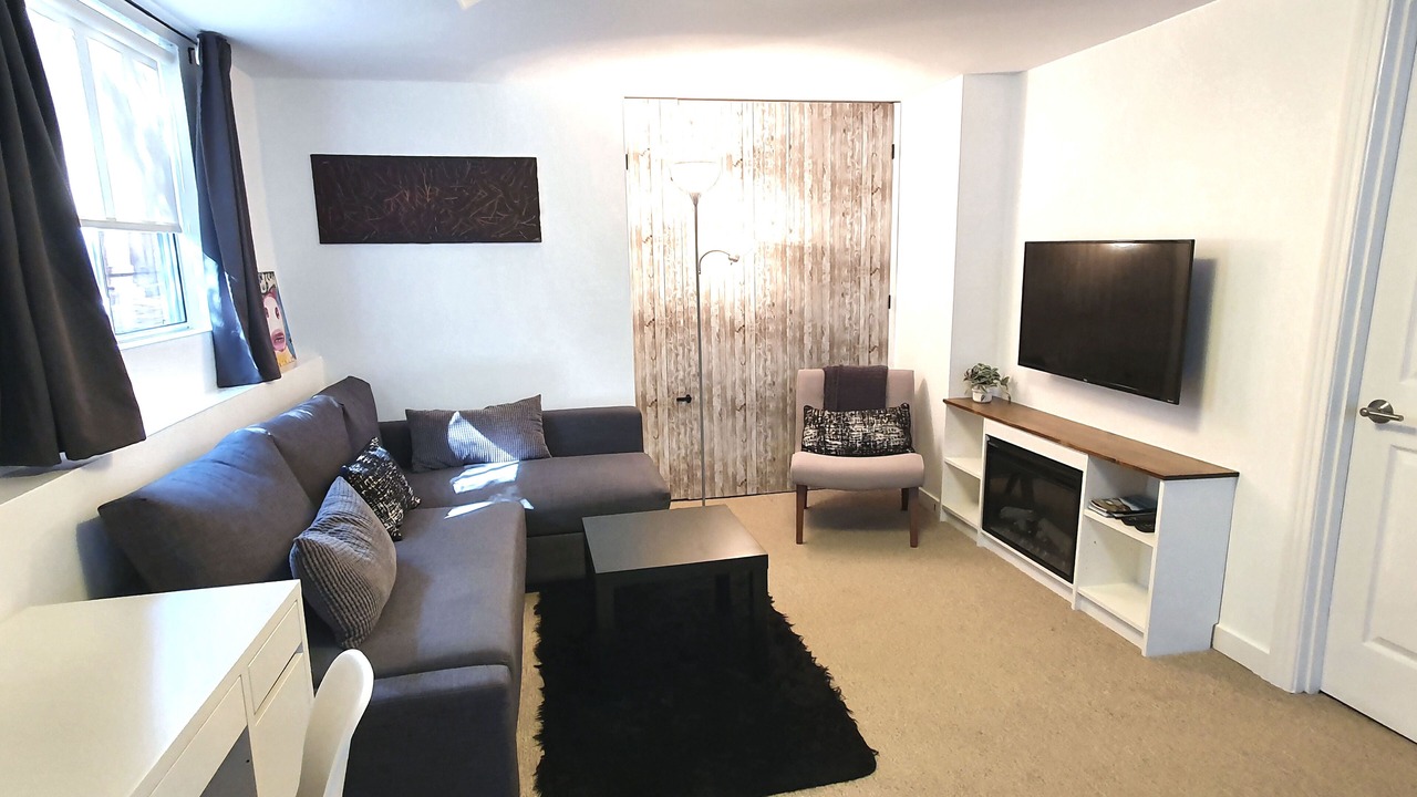 Photo of Livingroom in Lynn Valley