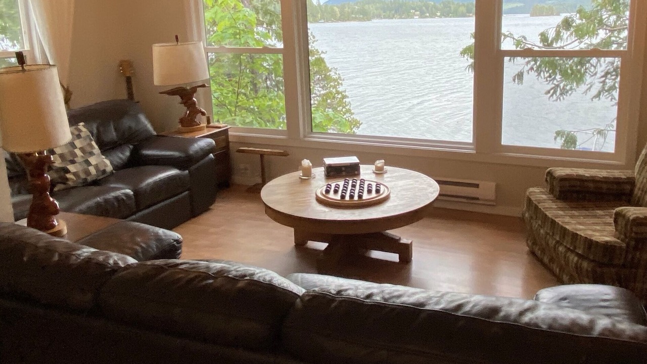 Photo of Bedroom in Sproat Lake