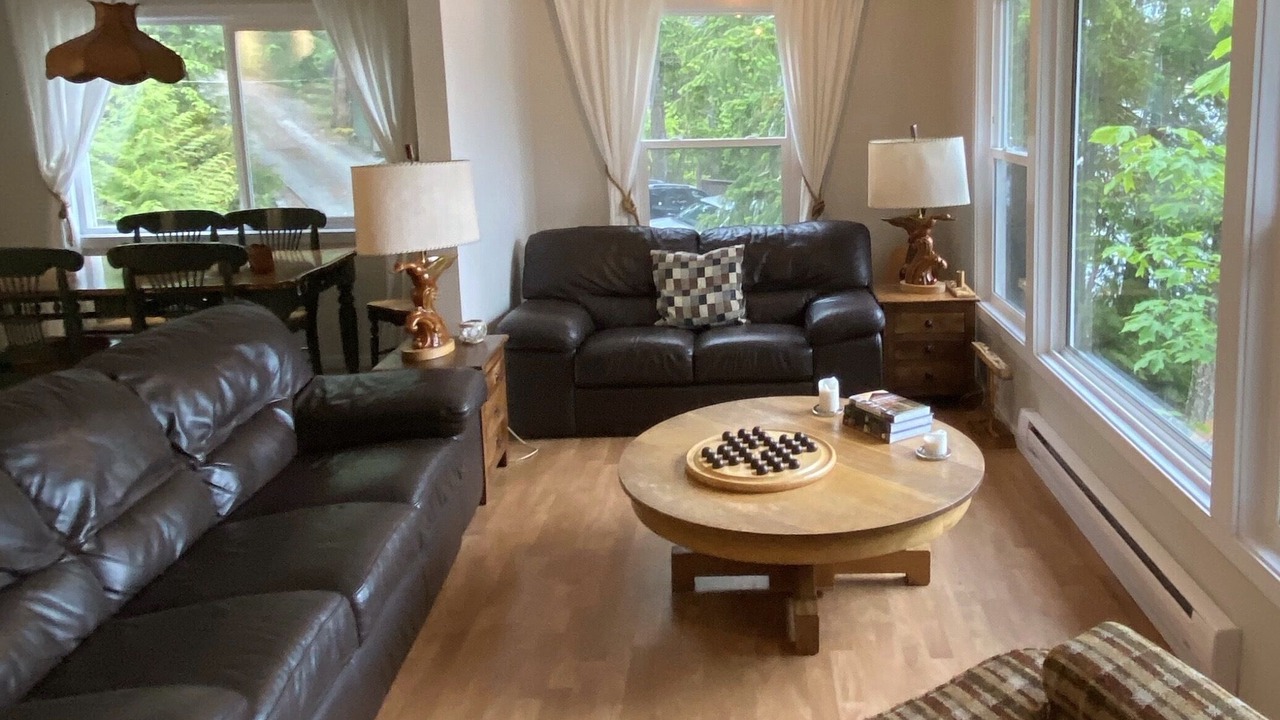 Photo of Bedroom in Sproat Lake