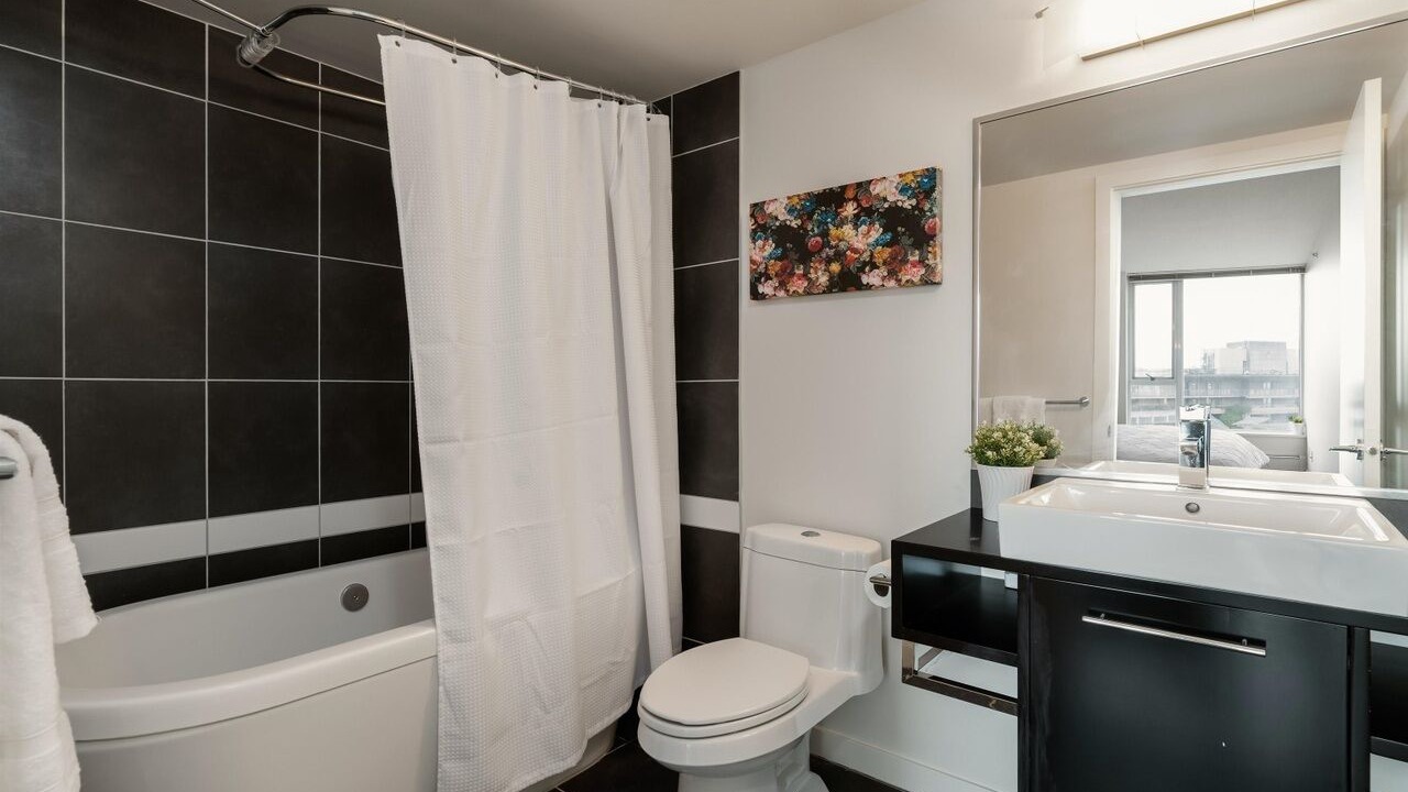 Photo of Bathroom in Crosstown