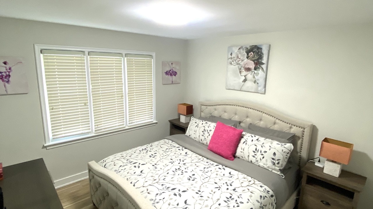 Photo of Bedroom in Niagara Falls