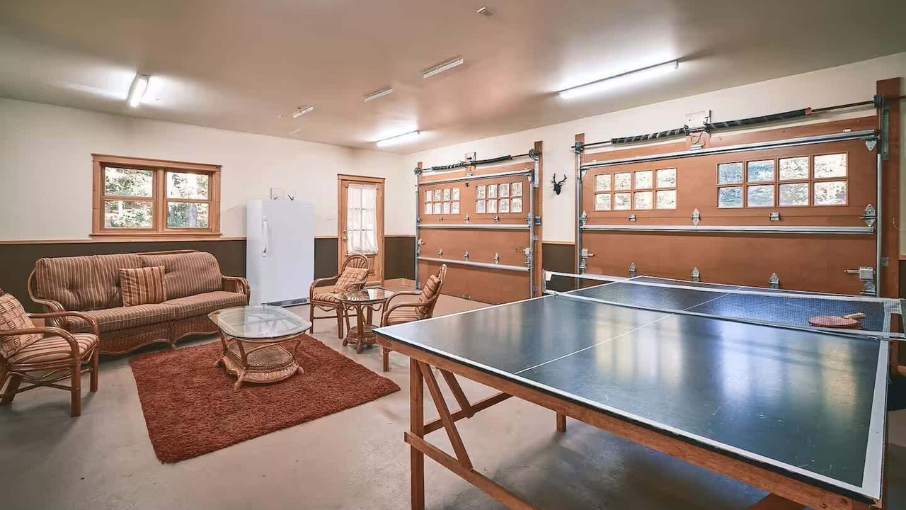 Photo of Bedroom in Fiddler Lake Resort