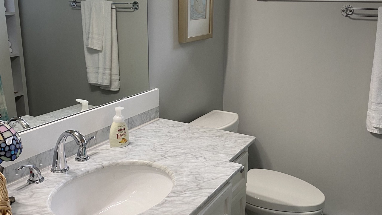 Photo of Bathroom in View Royal