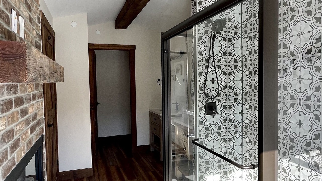 Photo of Bathroom in Hemlock Valley