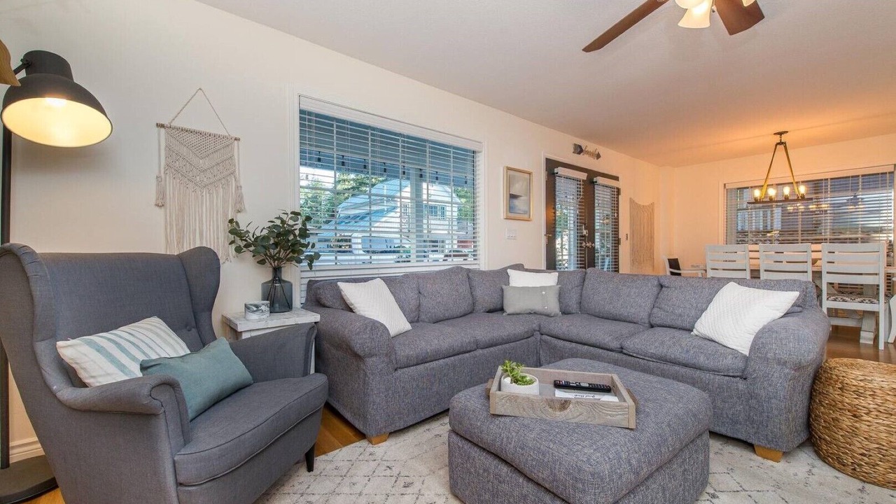 Photo of Livingroom in Cultus Lake