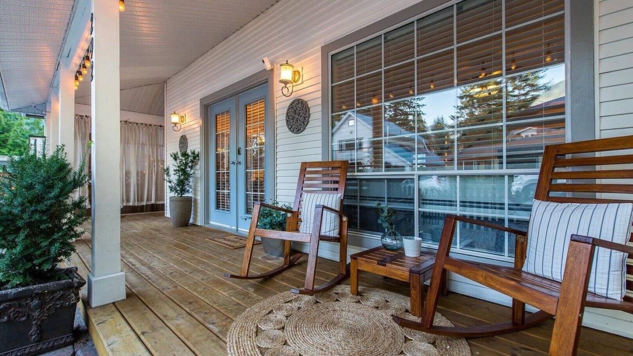 Photo of Patio Balcony in Cultus Lake