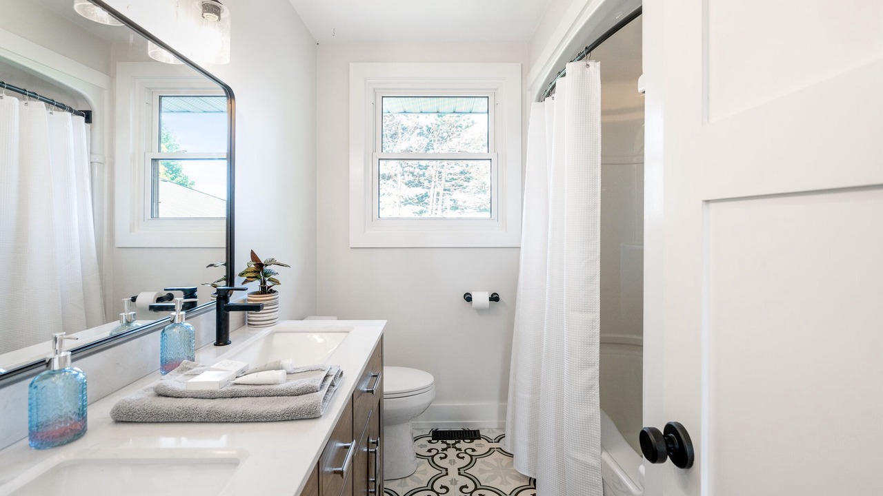 Photo of Bathroom in Virgil