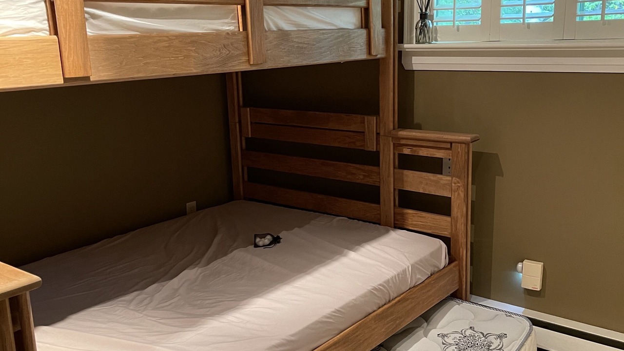 Photo of Bedroom in Bracebridge