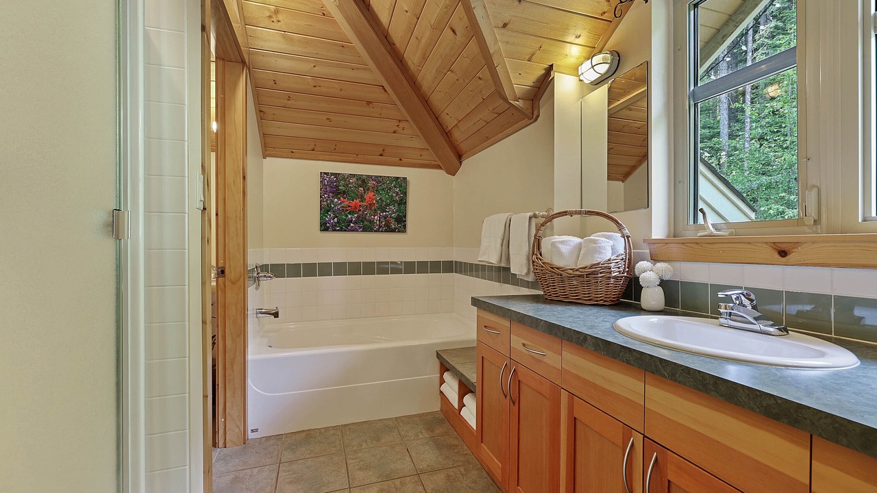 Photo of Bathroom in Sun Peaks