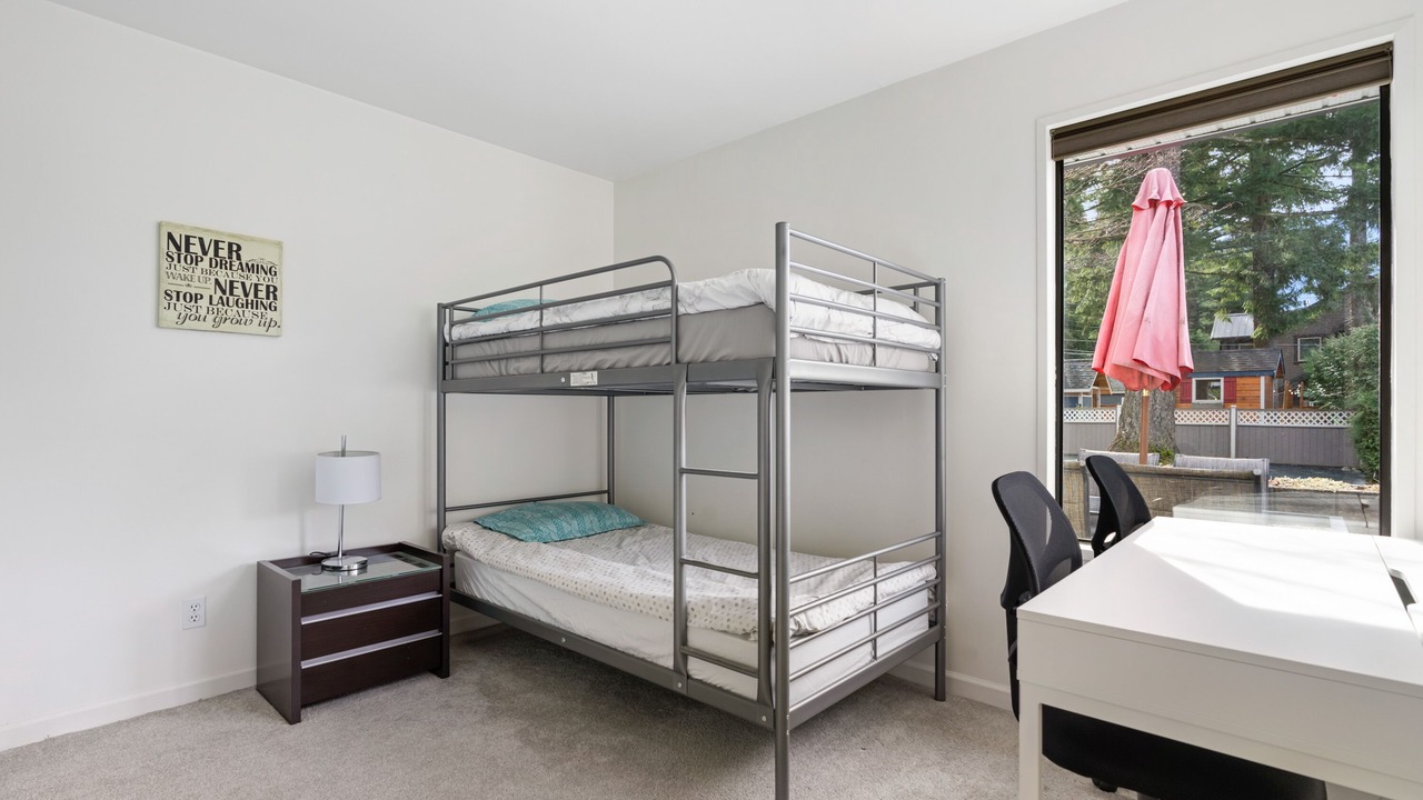 Photo of Bedroom in Cultus Lake