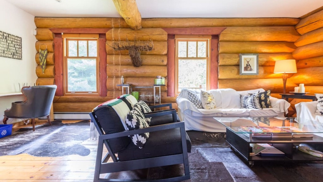 Photo of Livingroom in Glen Huron