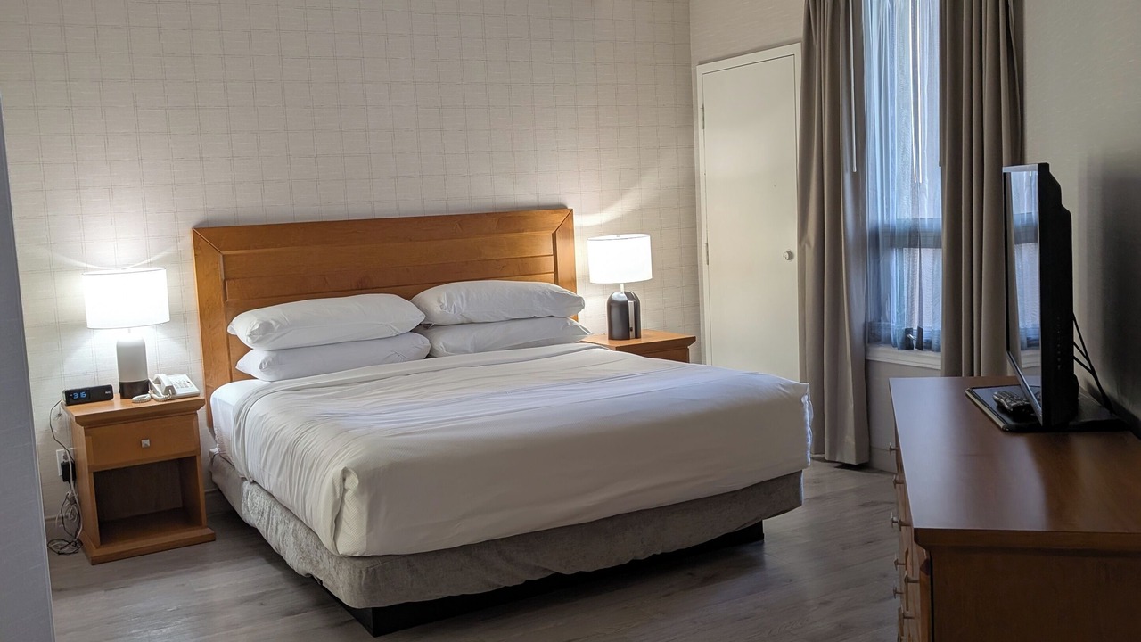 Photo of Bedroom in Kelowna Central Business District