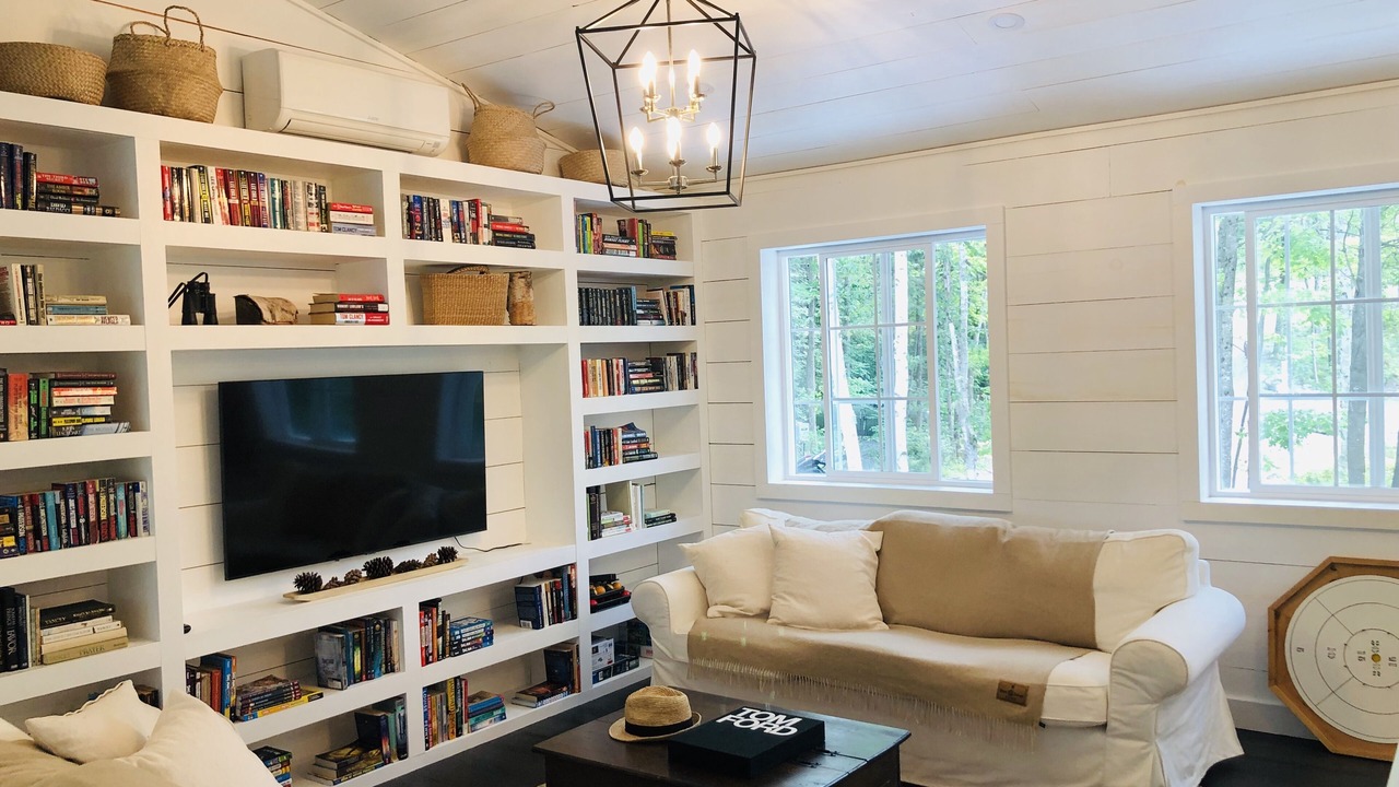 Photo of Livingroom in Muskoka Lakes