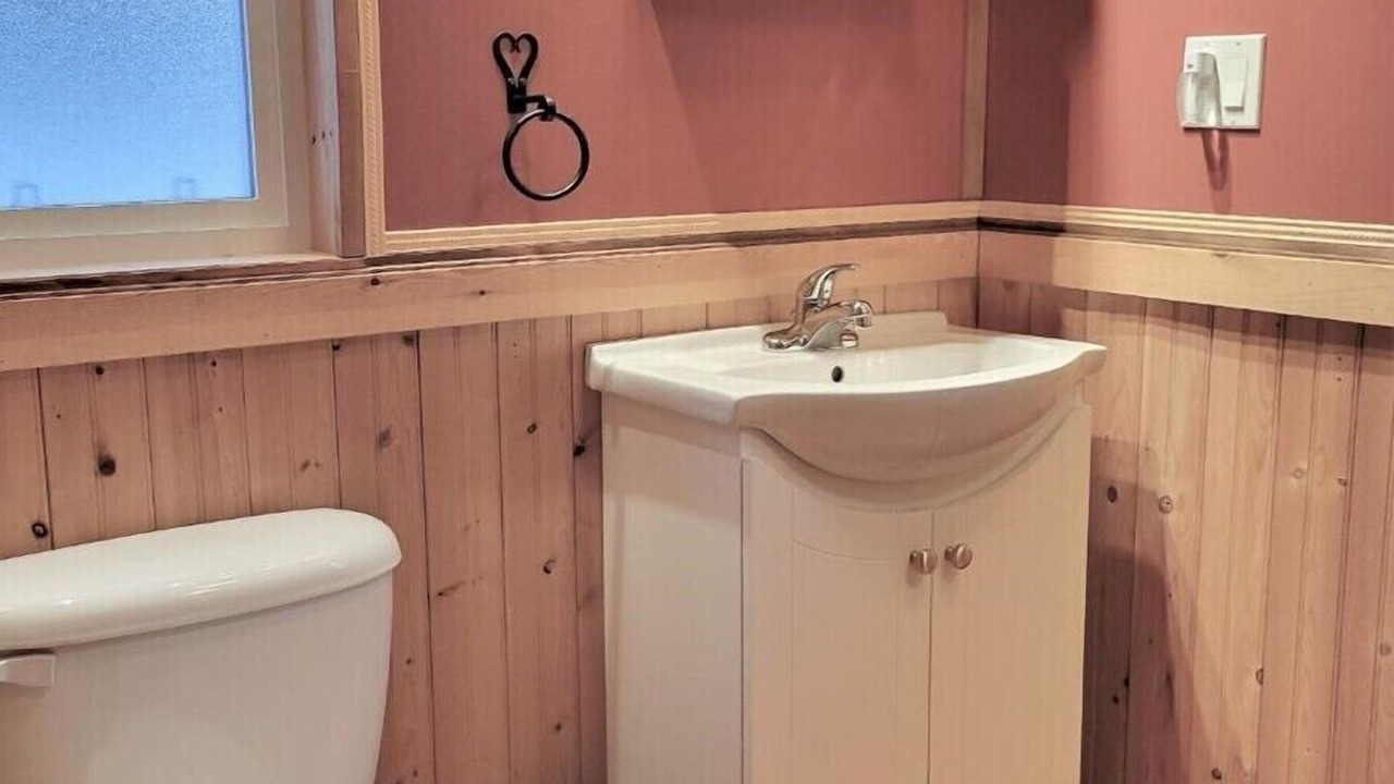 Photo of Bathroom in Koocanusa Ranch